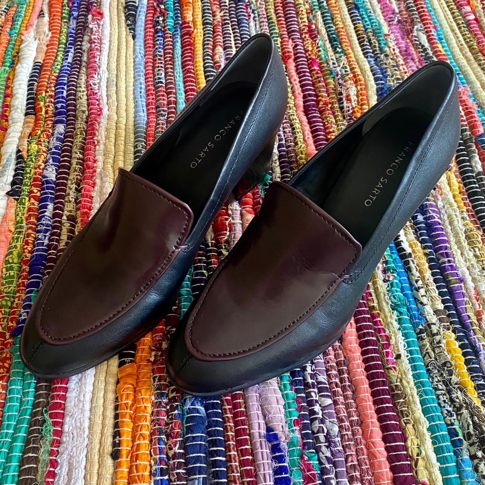 Leather block heel pump NEW